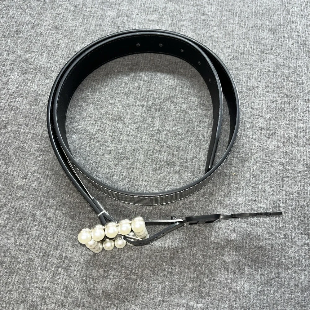 Steve Madden Women's Plaid‎ & Imitation Pearl Belt White Medium NWT! $38